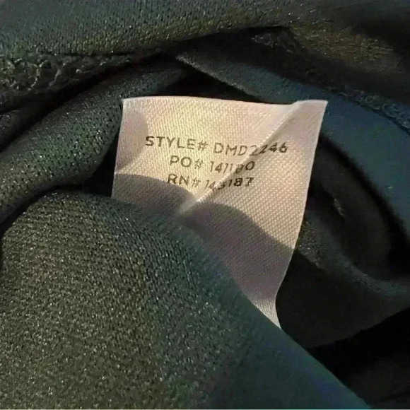 Lulus Glimpse of Glamour Forest Green Bell Sleeve Bodycon Dress Size Small NWT - Picture 6 of 6